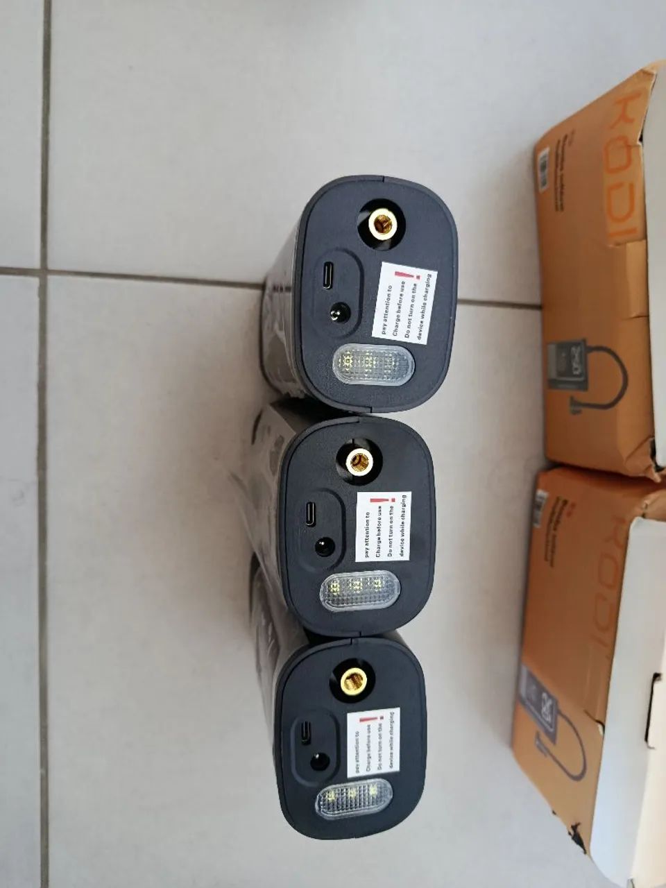 Mini compressor de ar 3 em 1 - Foto 3