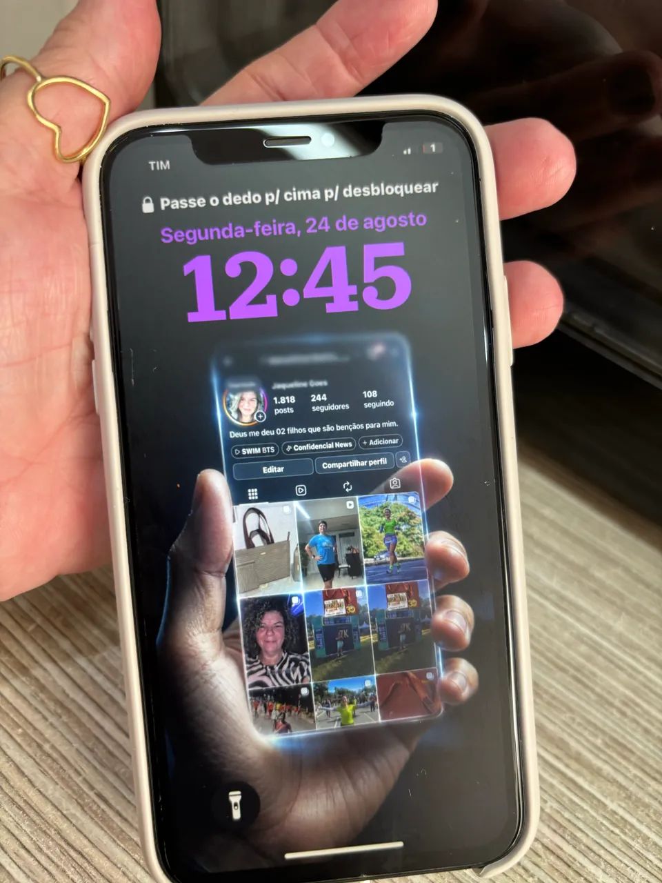 iPhone XR ,branco ,64 gb - Foto 4