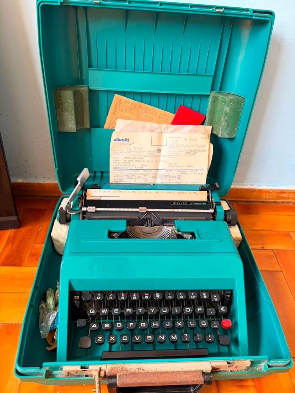 Máquina Olivetti Studio 45+Telefone antigo Ericsson - Foto 4