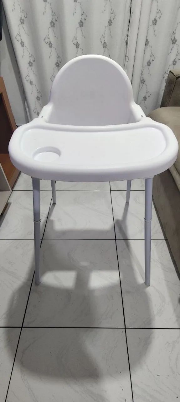 Cadeirinha de alimentação 