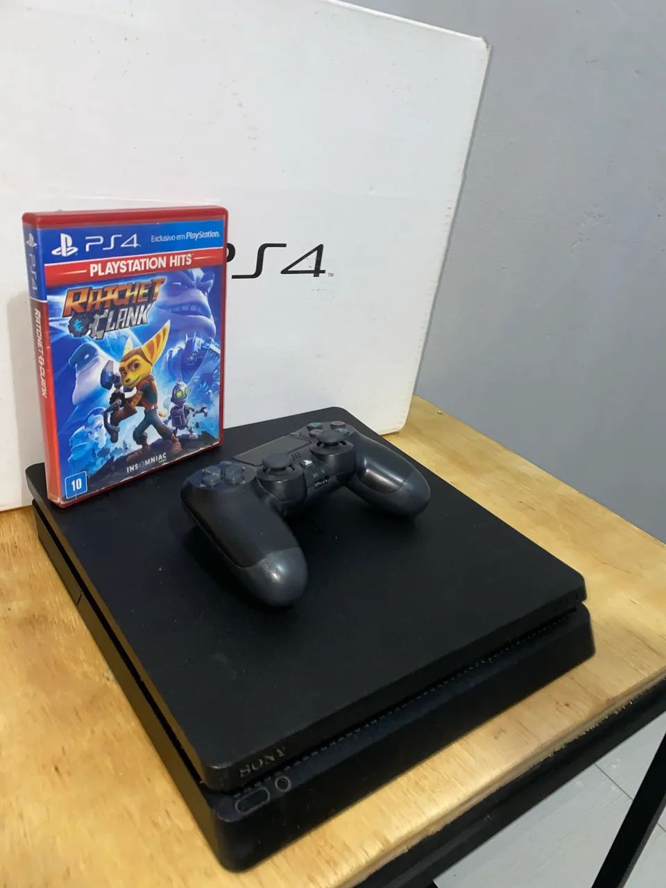 Ps4 slim 1TB 