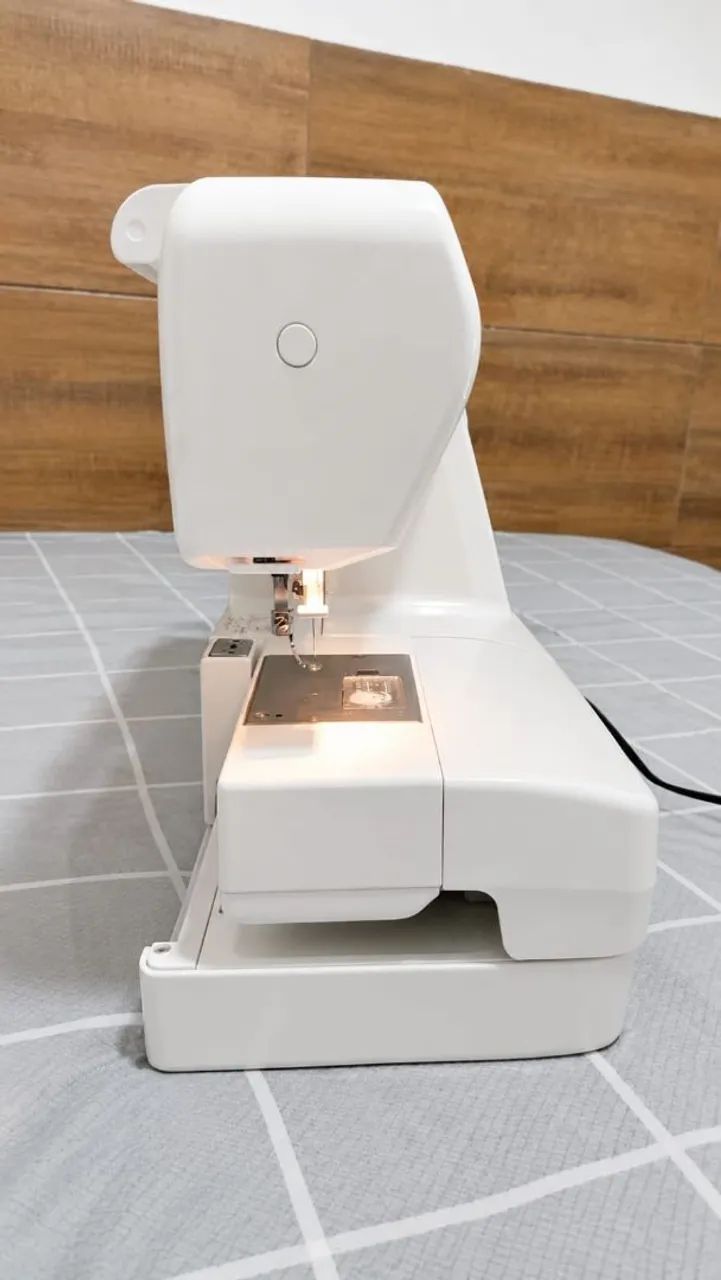 Máquina de bordado  - Foto 3