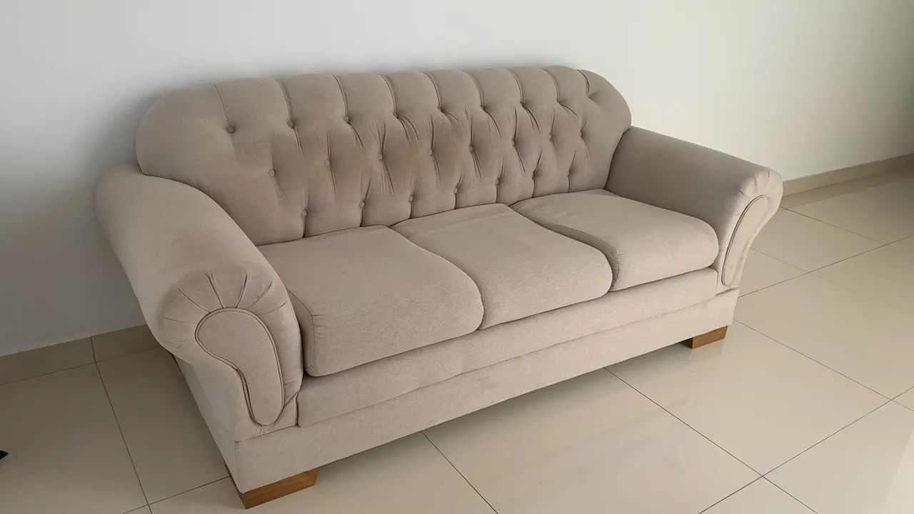 Sofá semi novo 