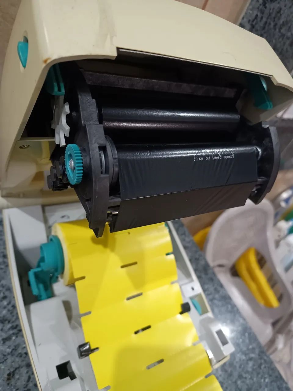 Vendo Impressora de Etiqueta Zebra TLP 2844, funcionando, folha teste nas fotos. LEIAA. - Foto 4