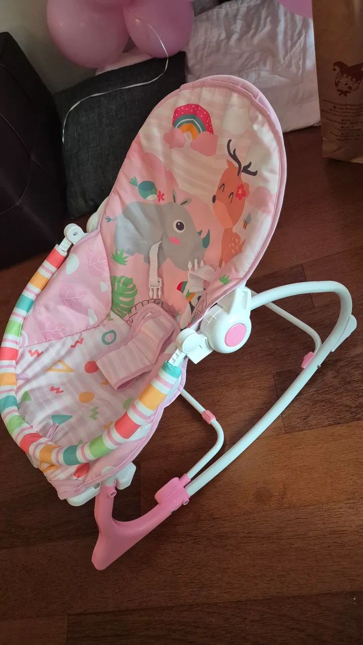Duas cadeirinhas de bebê repousadeira  - Foto 4