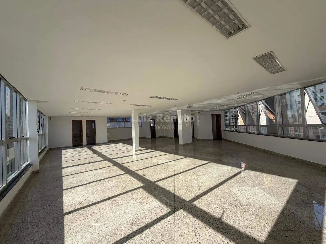 Andar corrido para aluguel, 173m² no Lourdes - Foto 2