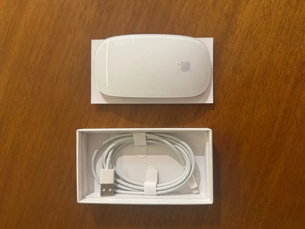 Apple Magic Mouse 2 A1657 - Bluetooth - Recarregável - Foto 3
