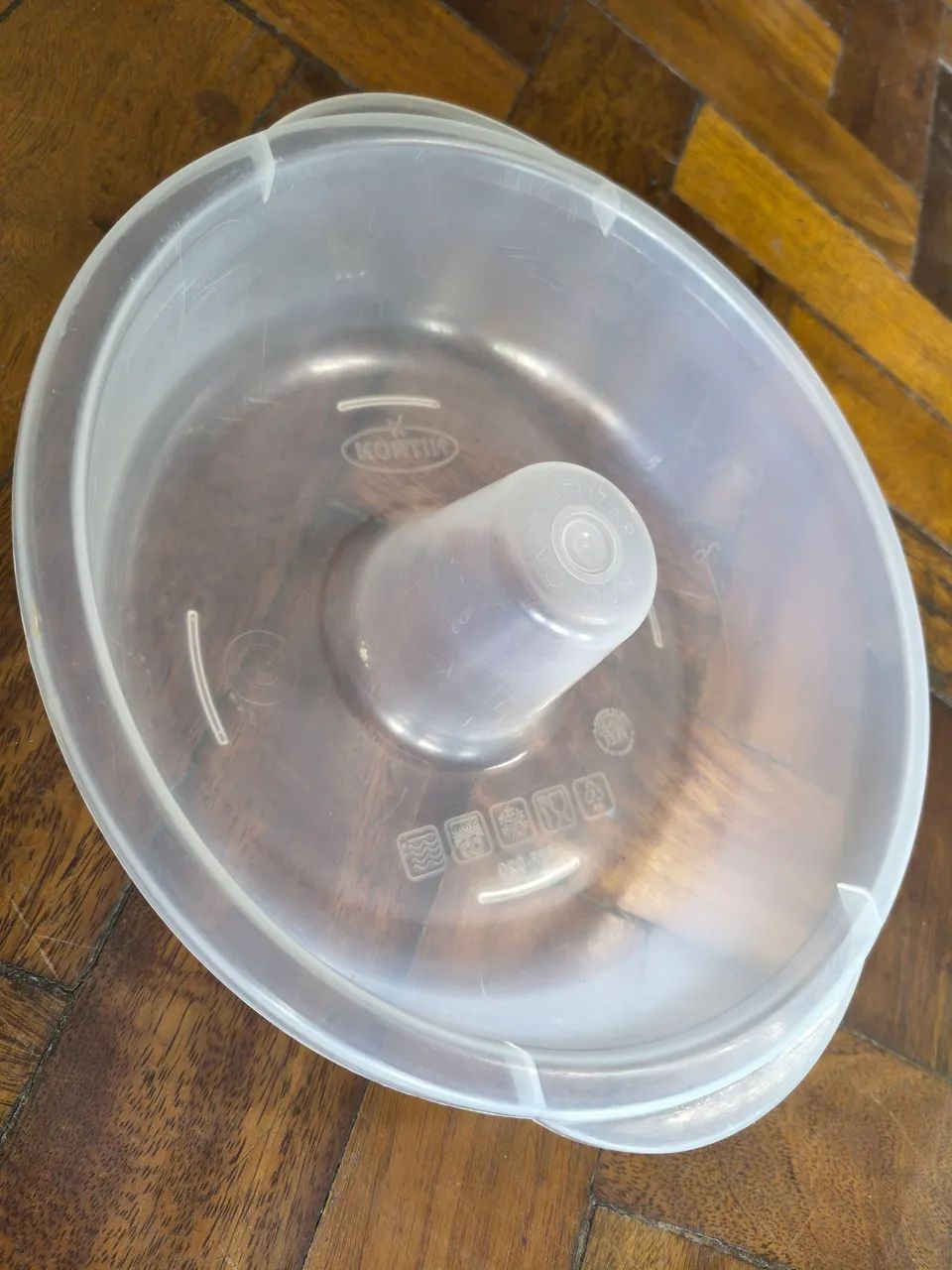 Forma de plástico pra microondas 