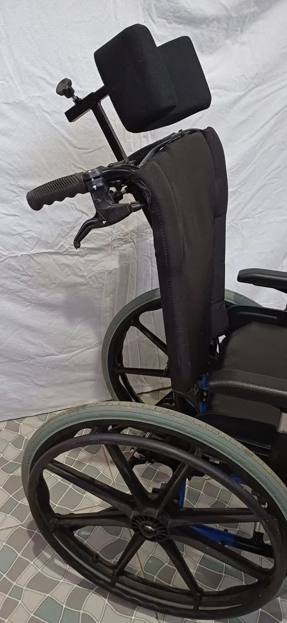 Cadeira de Rodas Reclinavel - Foto 4