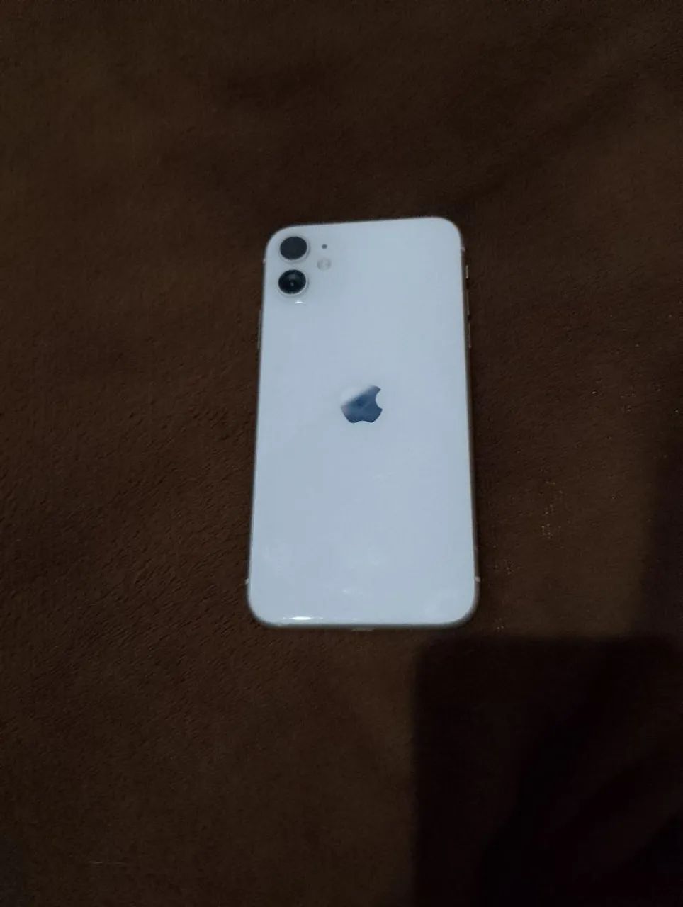 Vendo iPhone 11, poucos detalhes  - Foto 2