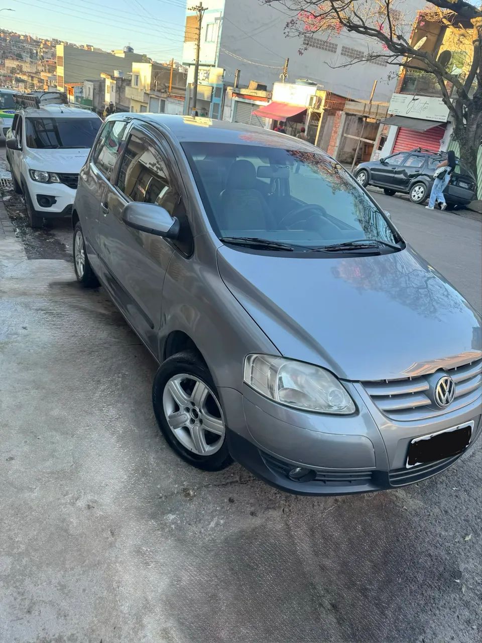 Volkswagen Fox City 1.0mi/ 1.0mi Total Flex 8V 3P 2004