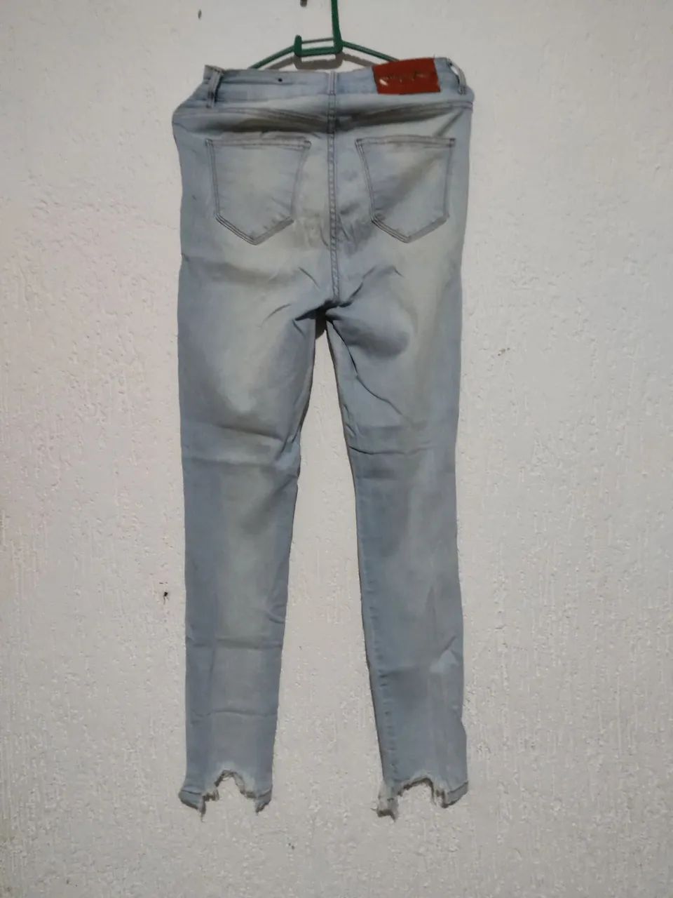 Calça Lança Perfume semi nova  - Foto 4