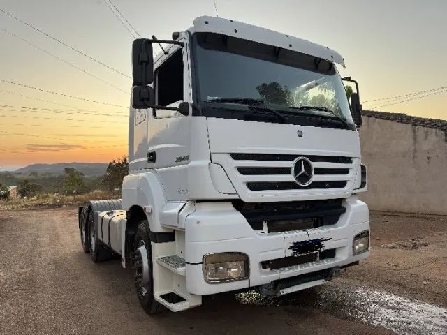 vendo AXOR 2644 traçado 6x4 com ou sem carreta Rosseti ou troco por volks 3/4 - Foto 2