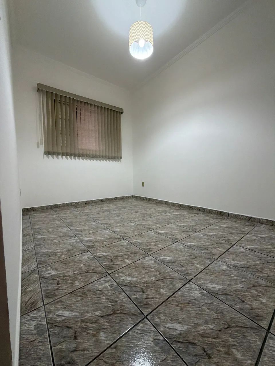 Aluga-se Casa em Bairro  - Foto 2