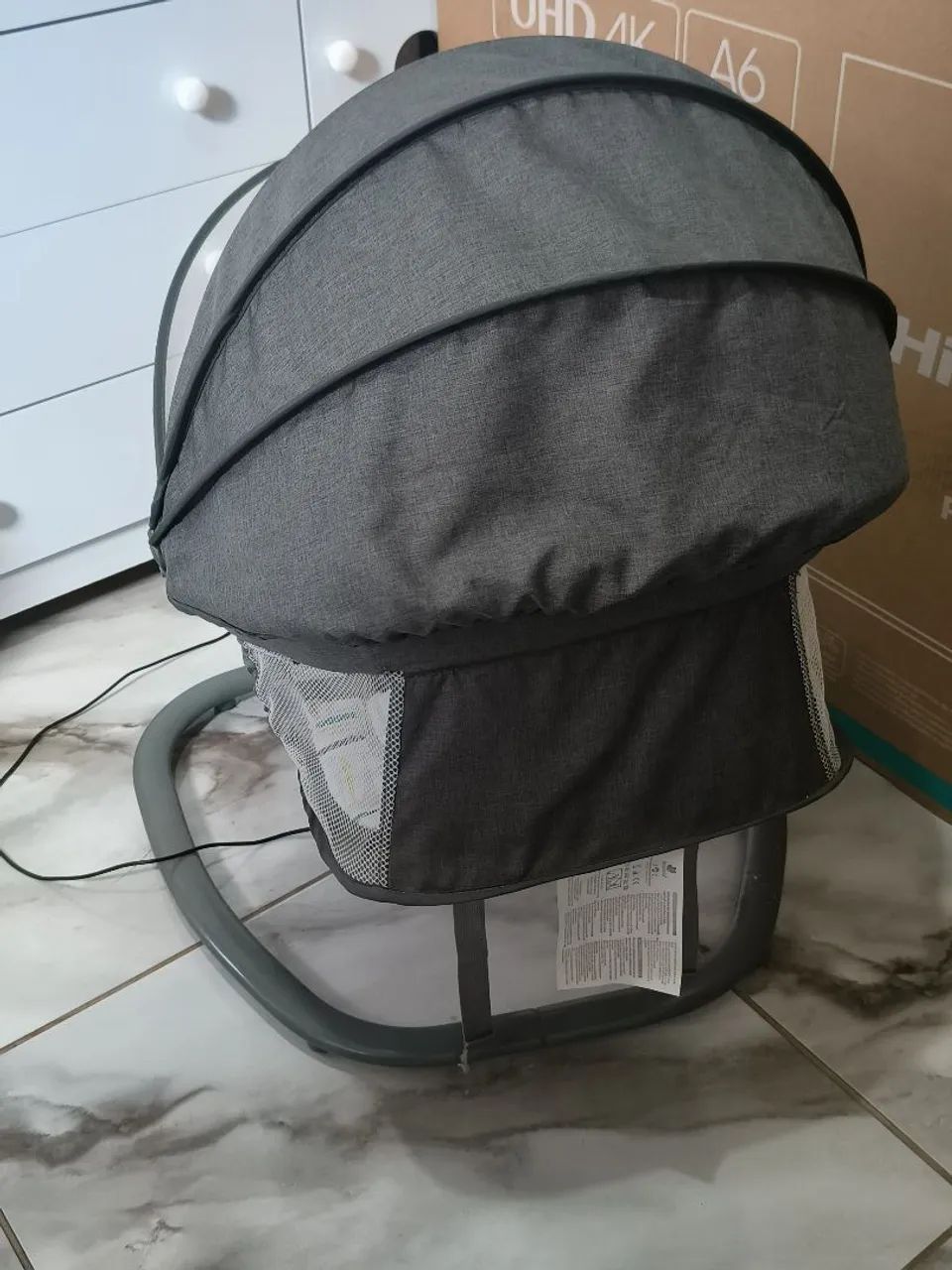 Cadeira de bebê giratória  - Foto 4
