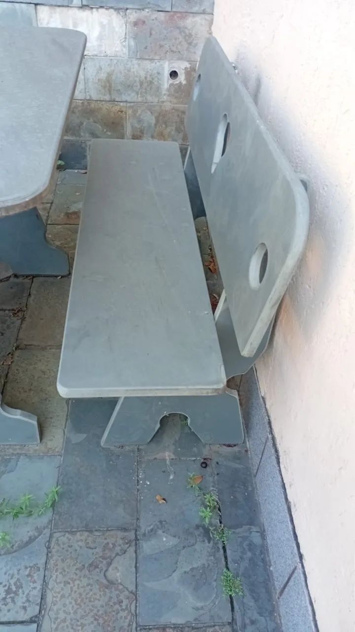 Conjunto de mesa e bancos de ardósia - Foto 2