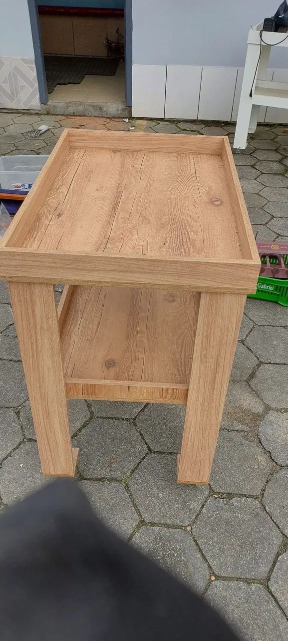 Vendo mesa com rodas - Foto 2