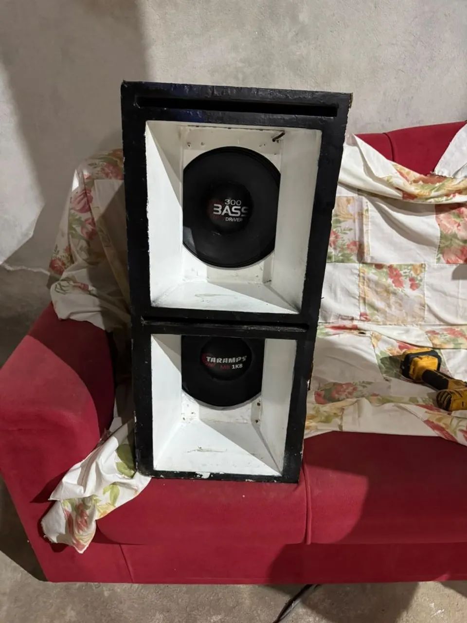 Vendo caixa com médios de 10
