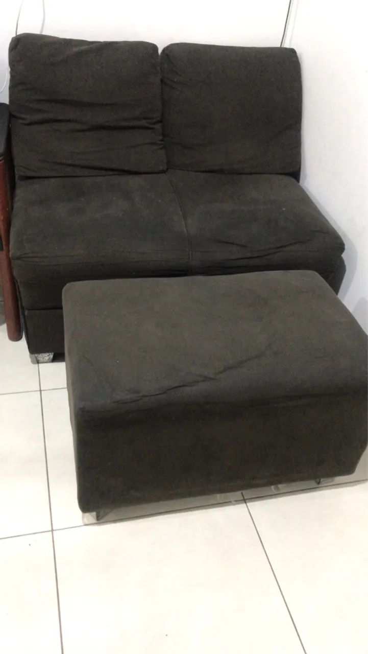 Sofá dois lugares e puff para os pés  - Foto 2
