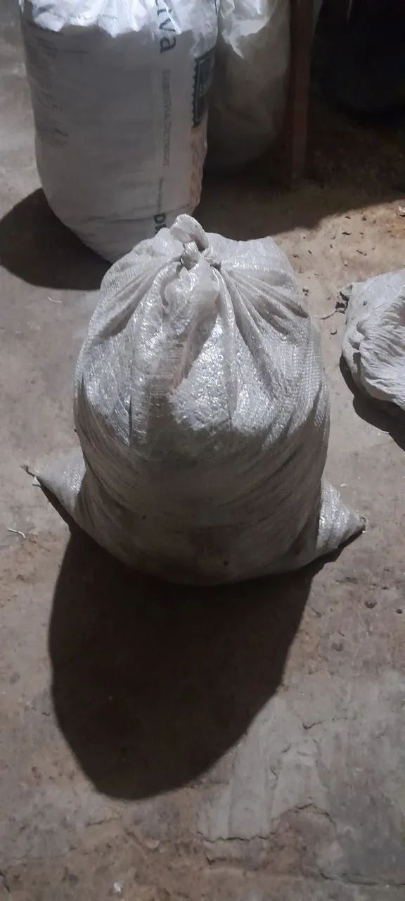 Vendo saca de adubo orgânico de codornas 