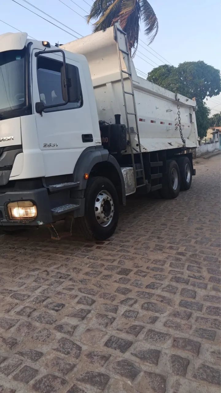 Caçamba Axor 2831 - Foto 4