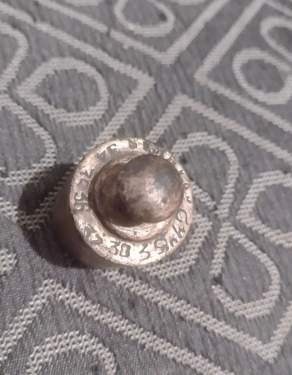 Lote com 2 pesos de bronze  - Foto 2
