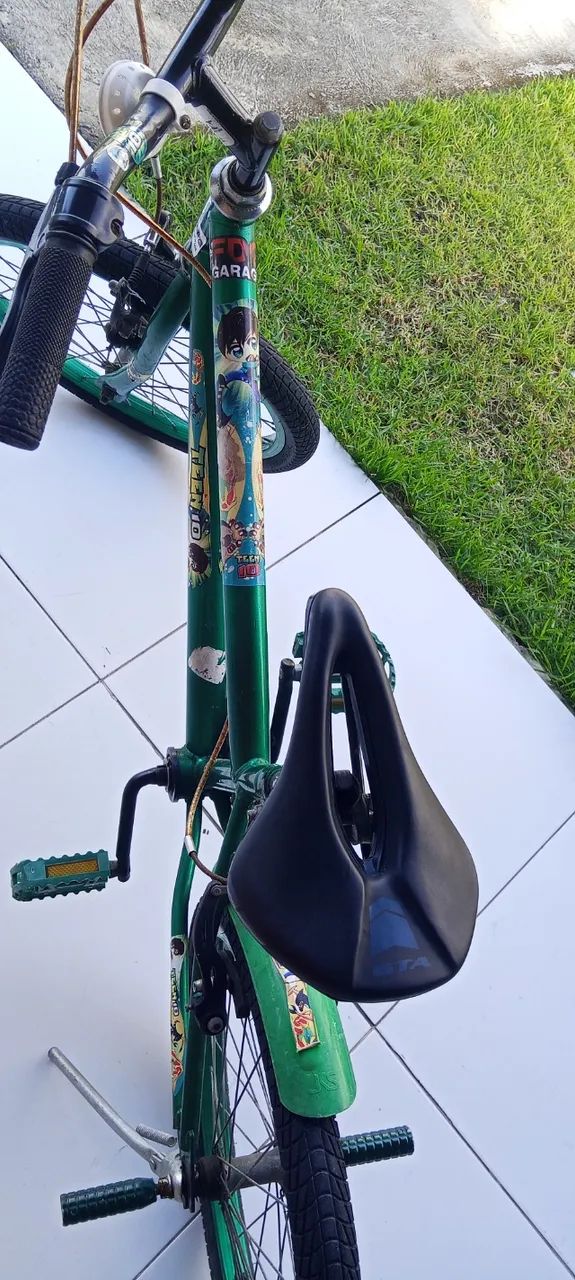 Vendo bicicleta e patinete infantil  - Foto 4