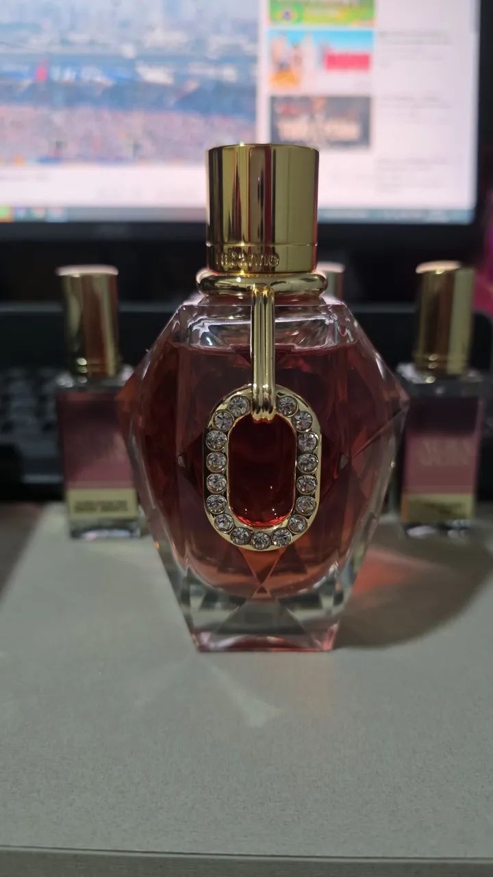 PERFUMES