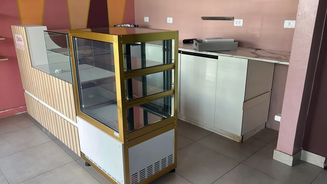 Vitrine refrigerada Omega 0,7 metros dourada - Foto 3