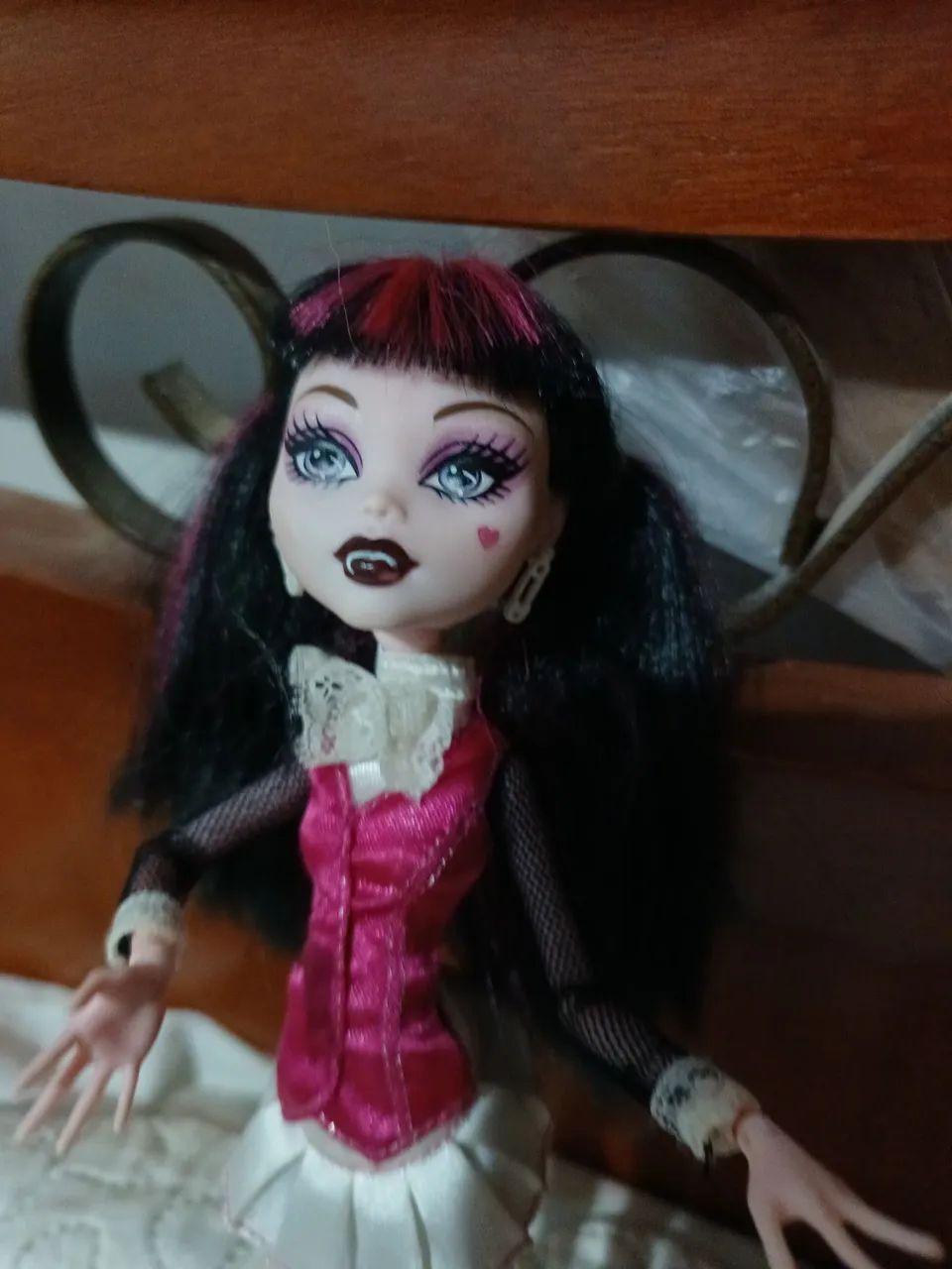 Boneca monster high draculaura.  - Foto 4
