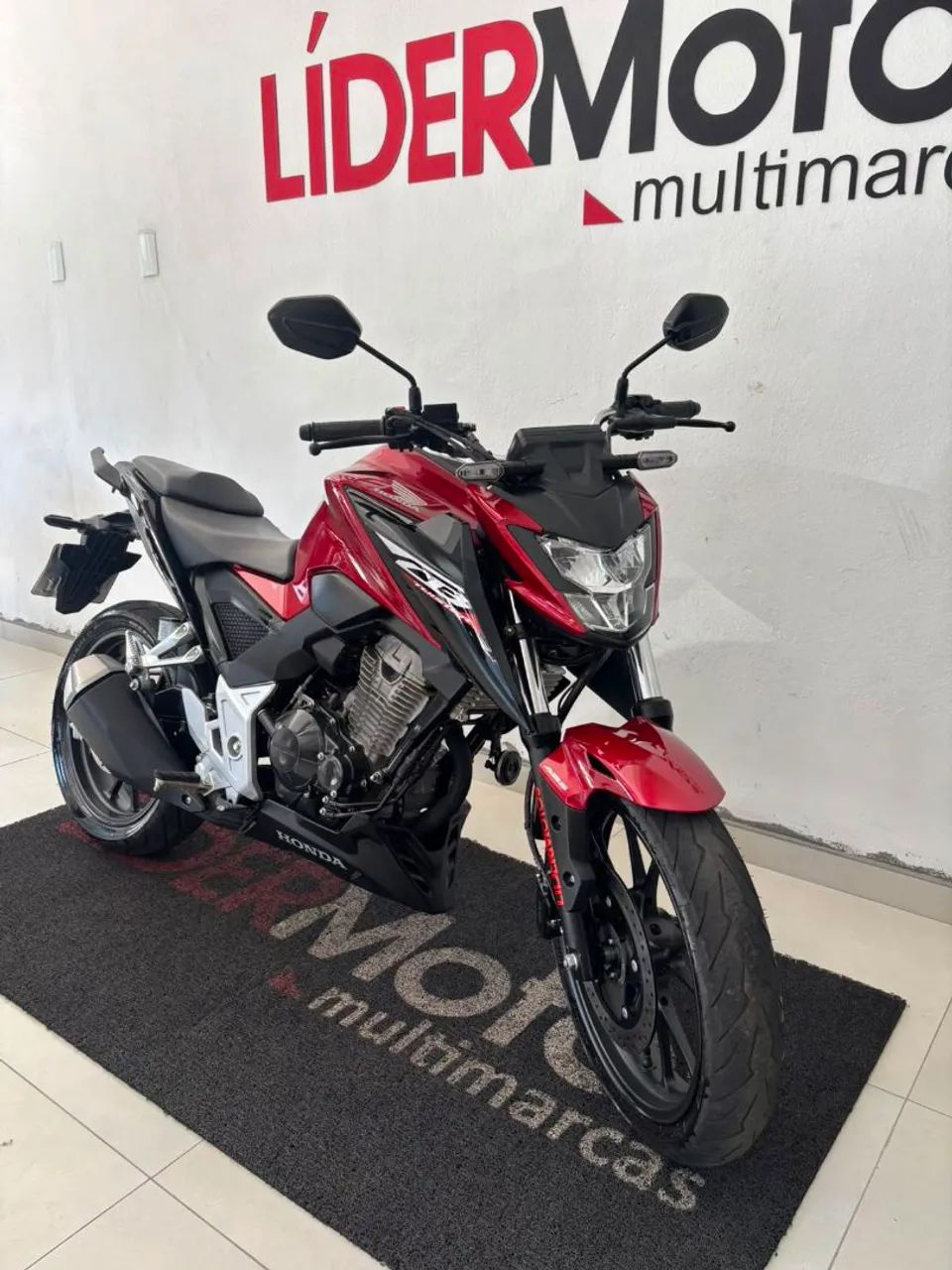 CB 300 F ABS 2025 - Foto 2