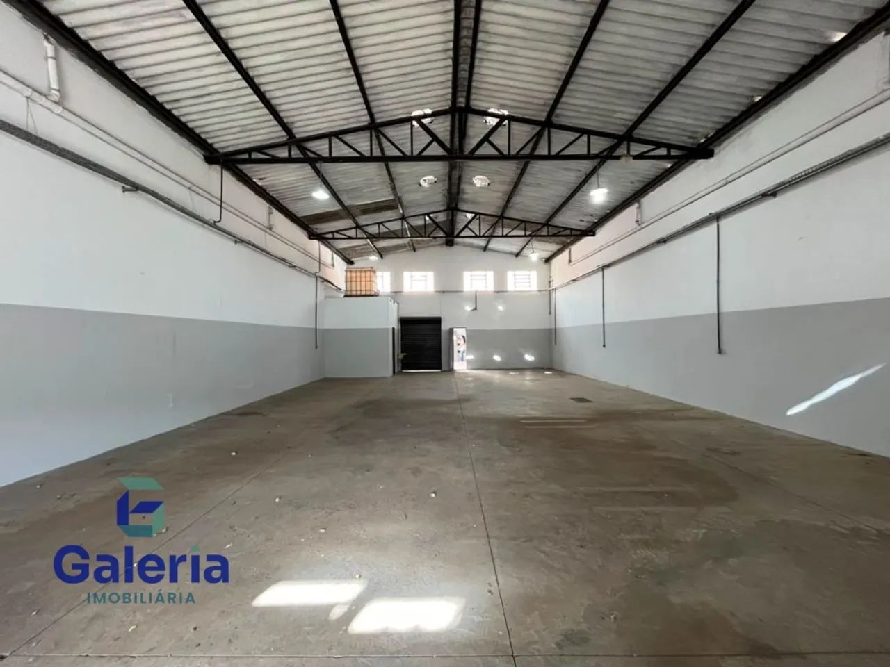 Galpão comercial para alugar, 232m² - Parque Industrial Tanquinho