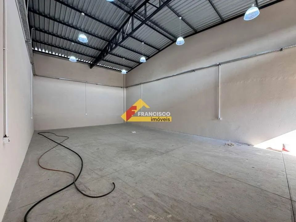 Galpão para aluguel, 2 vagas, Icaraí - Divinópolis/MG - Foto 4