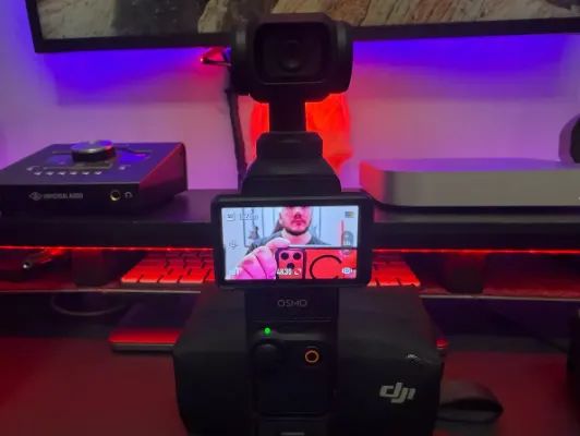 Câmera Dji Osmo Pocket 3 - Creator Combo - Foto 3