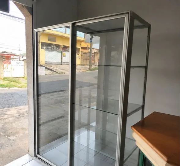 Móveis para loja ( balcões, prateleiras, vitrine) . - Foto 2