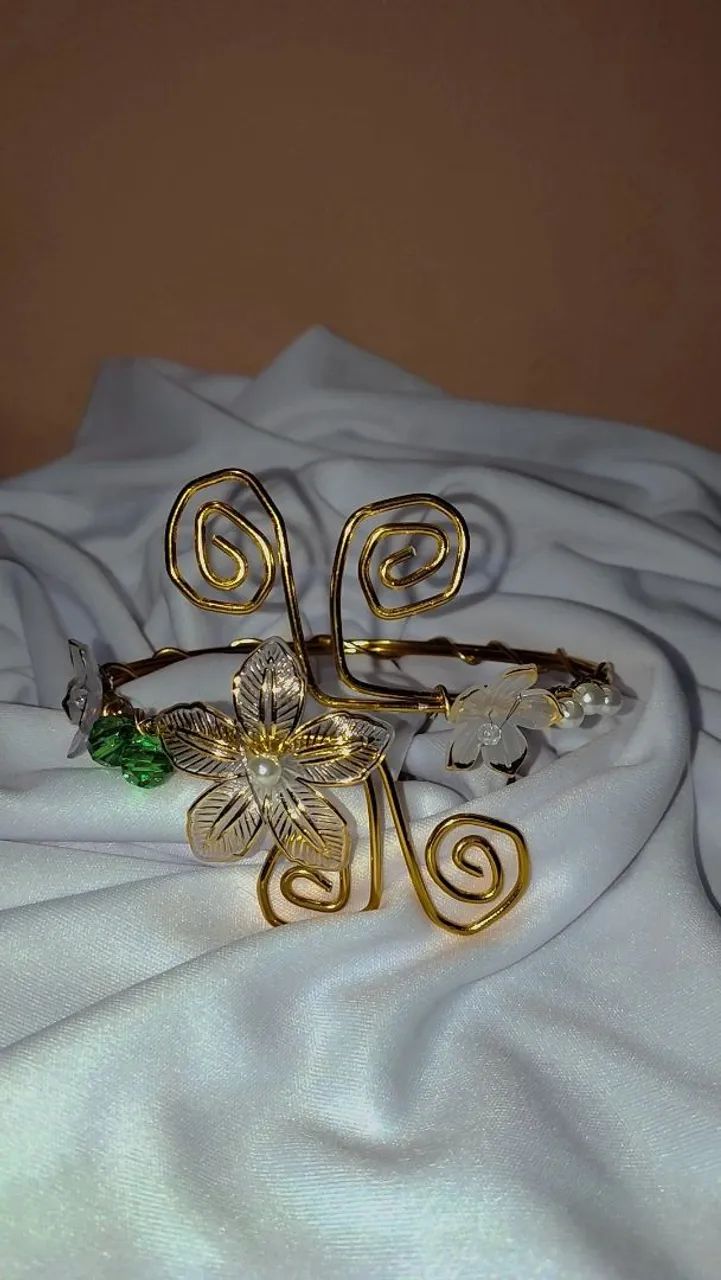 Pulseiras artesanais em arame  - Foto 3