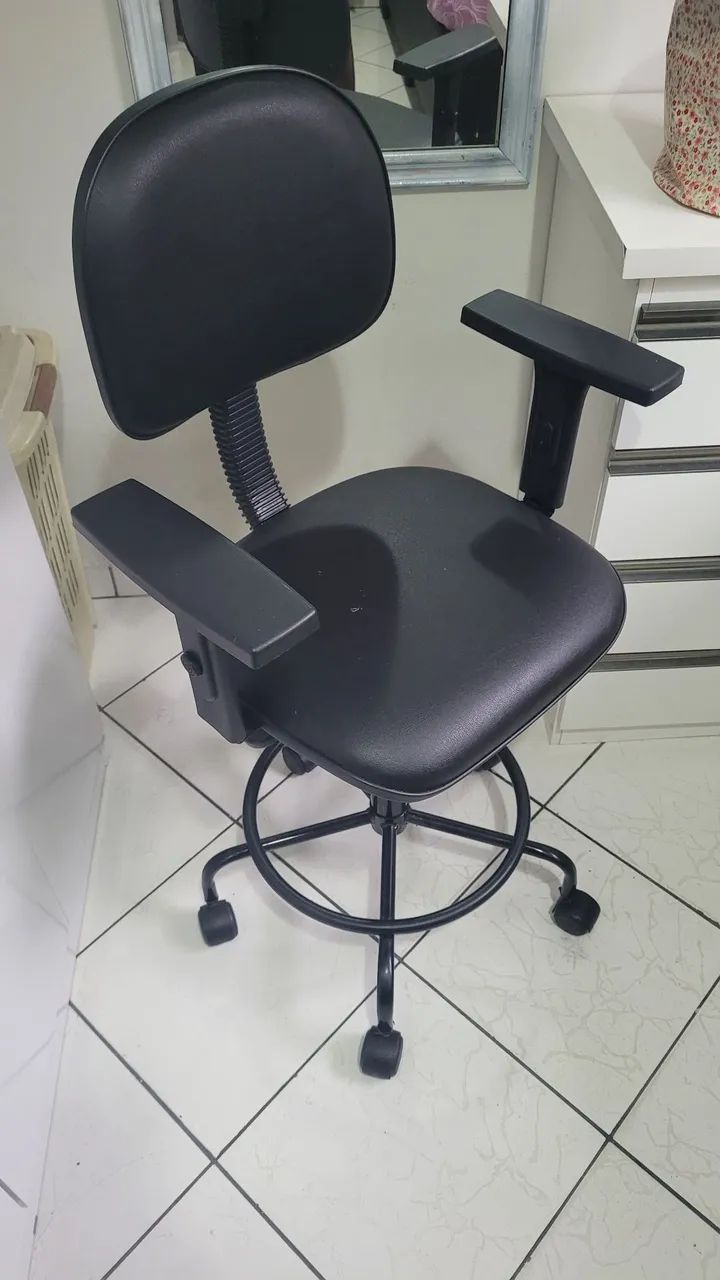 Cadeira de escritório alta 