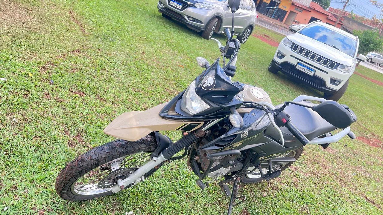 Crosser