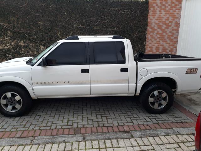 S 10 executive 2010