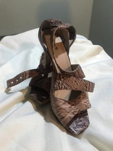 Sapatos