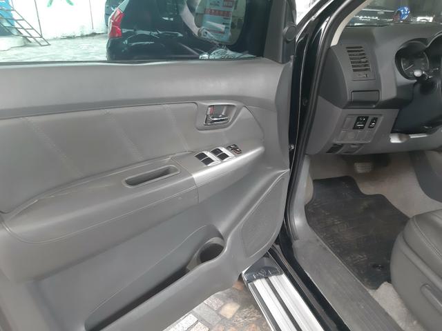 Toyota Hilux ano 2015 2.7 automático Gnv 5 geração - Foto 17