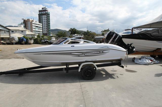 Focker 160 2012 Motor 75 HP 2 tempos. Aceito carro no negócio. lancha top