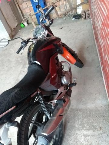 Titan 150 toda revisada com os dois documentos no ponto de tranferir * whatsapp)