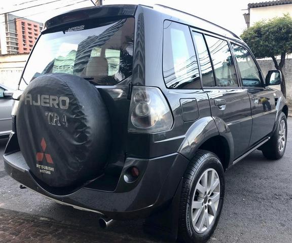 Mitsubishi TR4 2010 Automática 4x4 TOP BLINDADA Novíssima - Foto 3