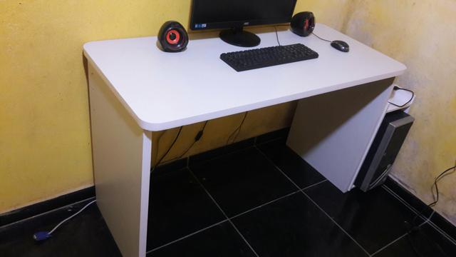 Mesa mdf estilo reta - Foto 6