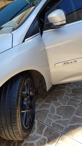 Só Venda.Ford Focus Titanium c/GNV 6° geração. Docs OK. R$43.500 - Foto 4