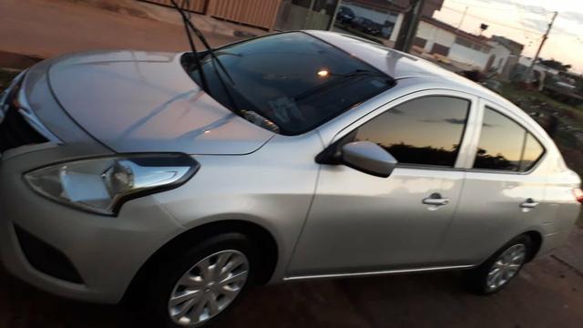 Vendo um Versa Sedan 2016!!!