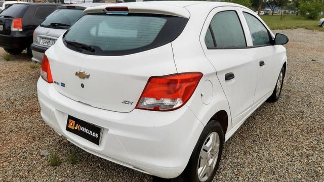 Chevrolet Onix 1.0 Joy 2018 Completo - Promoção - Leia o Anuncio Oportunidade - Foto 6