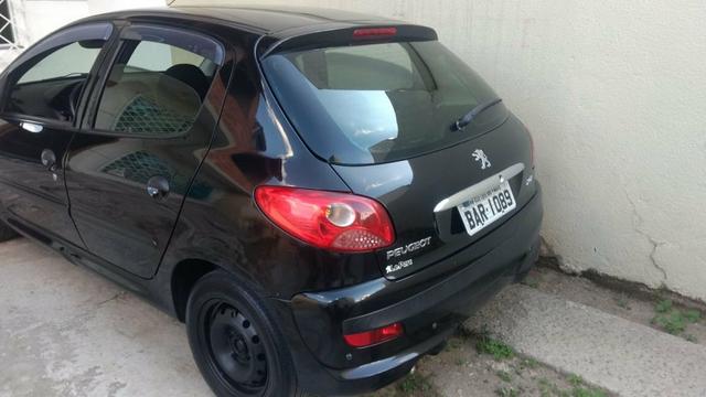 Peugeot - Foto 3