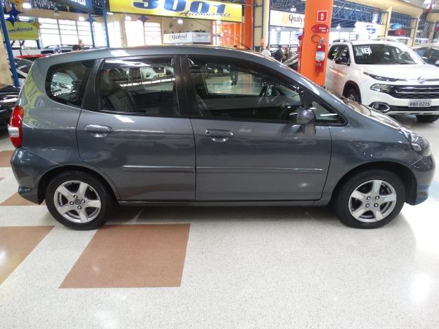 Fit Automático - c/ Bcos de Couro + Rodas - Foto 4